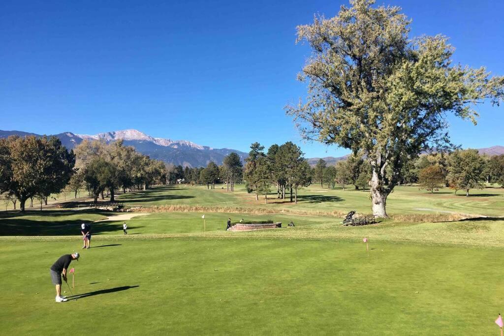 Charming Remodeled Golf Course Area Home Colorado Springs Eksteriør bilde